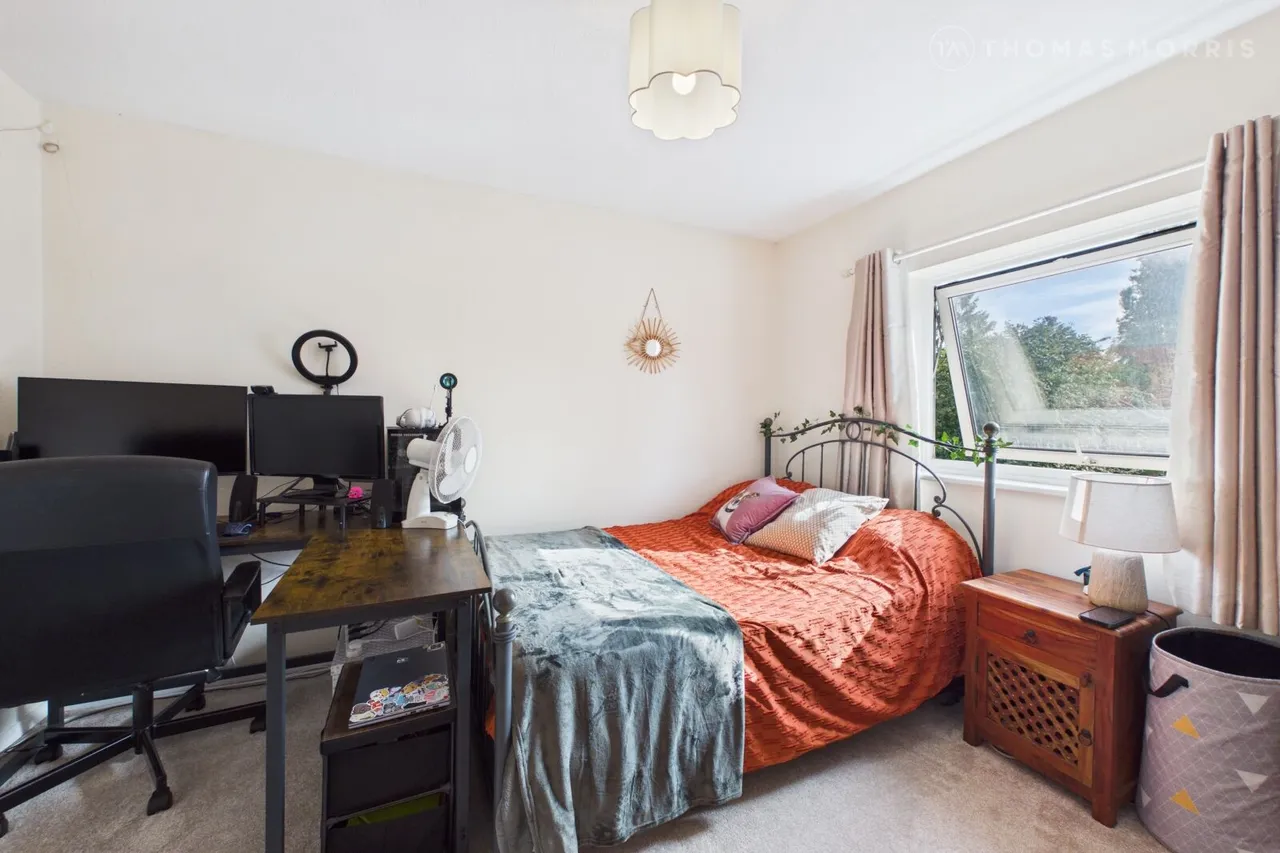 Ashton Gardens, Huntingdon, PE29, photo 5