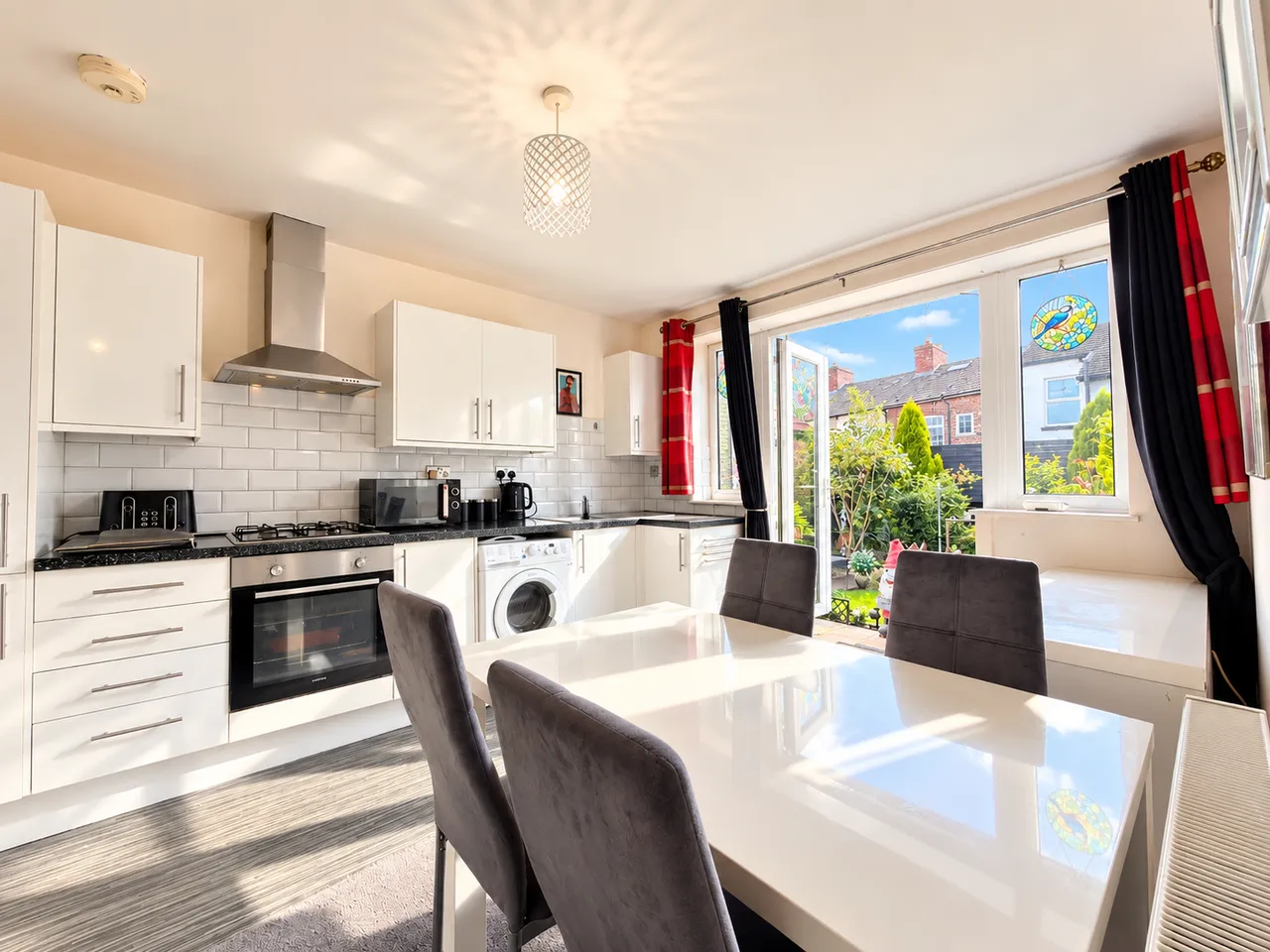 Newport Road, Denton, M34, photo 7