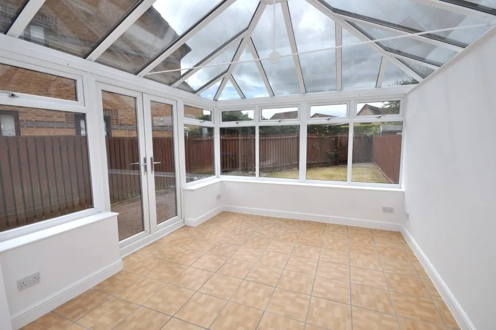 Chardonnay Close, New Duston, photo 4