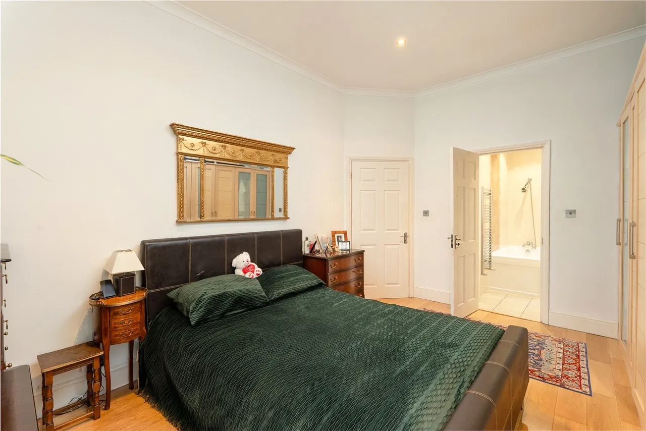 Staverton Road, Willesden Green, London, NW2 5HL, photo 10