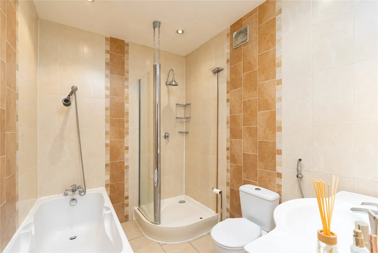 Staverton Road, Willesden Green, London, NW2 5HL, photo 12