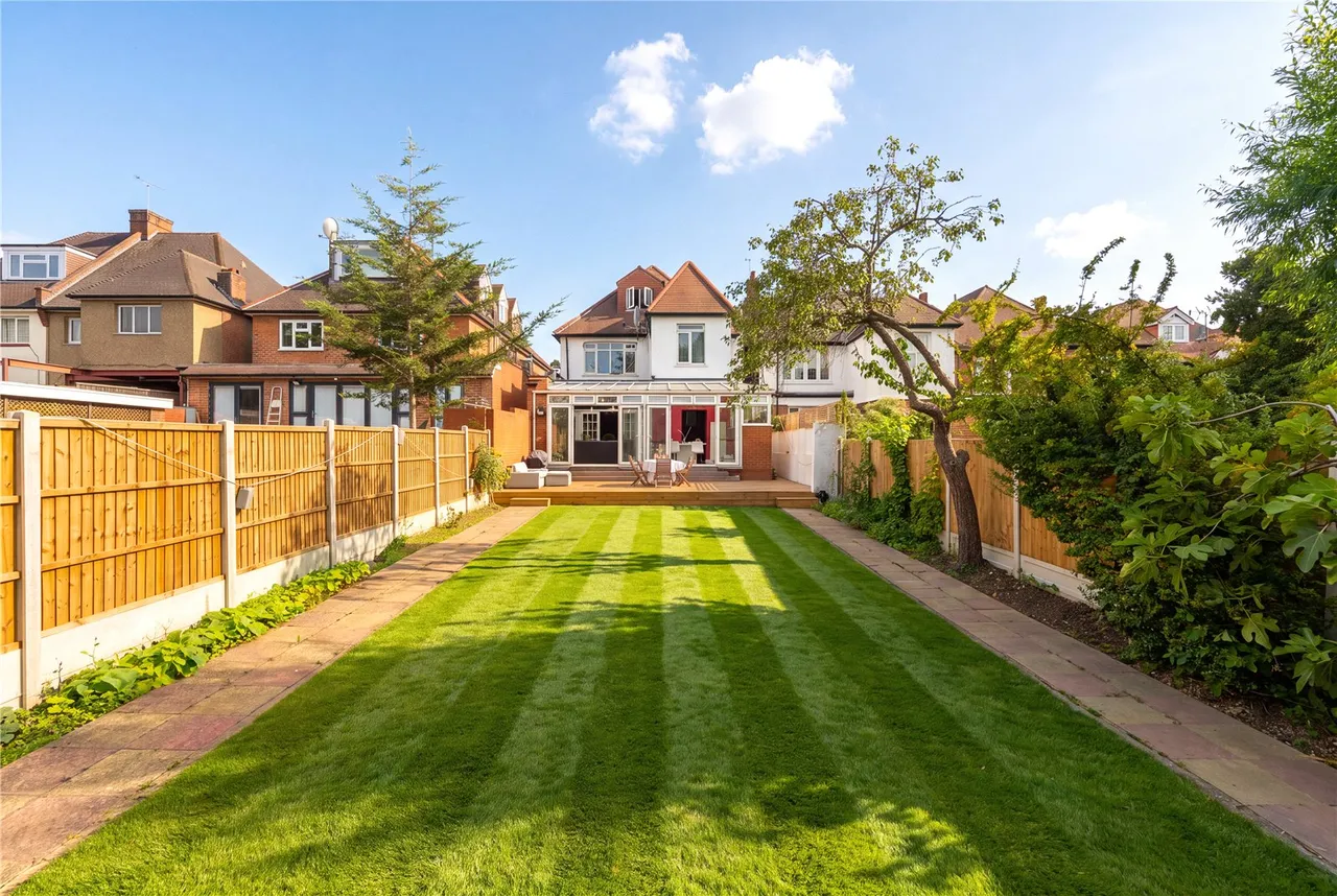 Staverton Road, Willesden Green, London, NW2 5HL, photo 25
