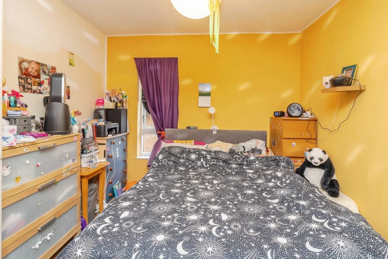Oldbrook Boulevard, Oldbrook, Milton Keynes, Buckinghamshire, MK6, photo 9
