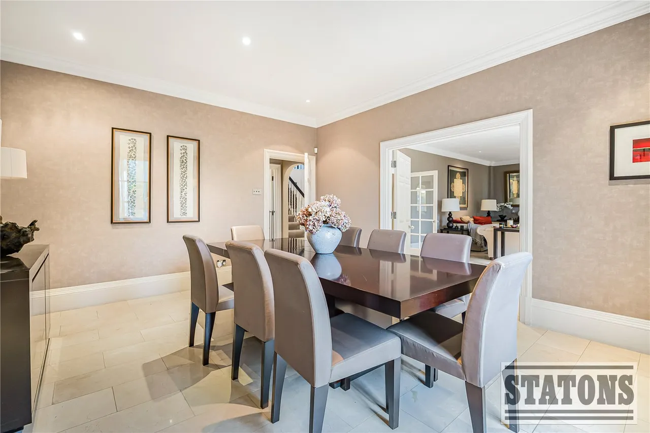 Northaw Place, Coopers Lane, Northaw, Potters Bar, EN6 4NQ, photo 8