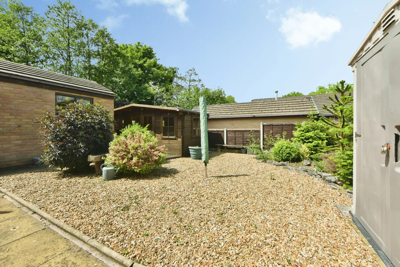 Warmbrook Road, High Peak, SK23, photo 2