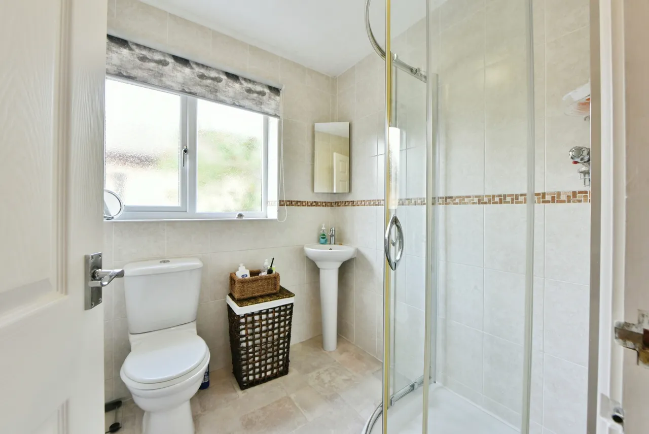 Warmbrook Road, High Peak, SK23, photo 13