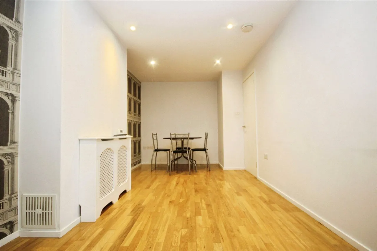 Sunnyhill Road, London, SW16, photo 4