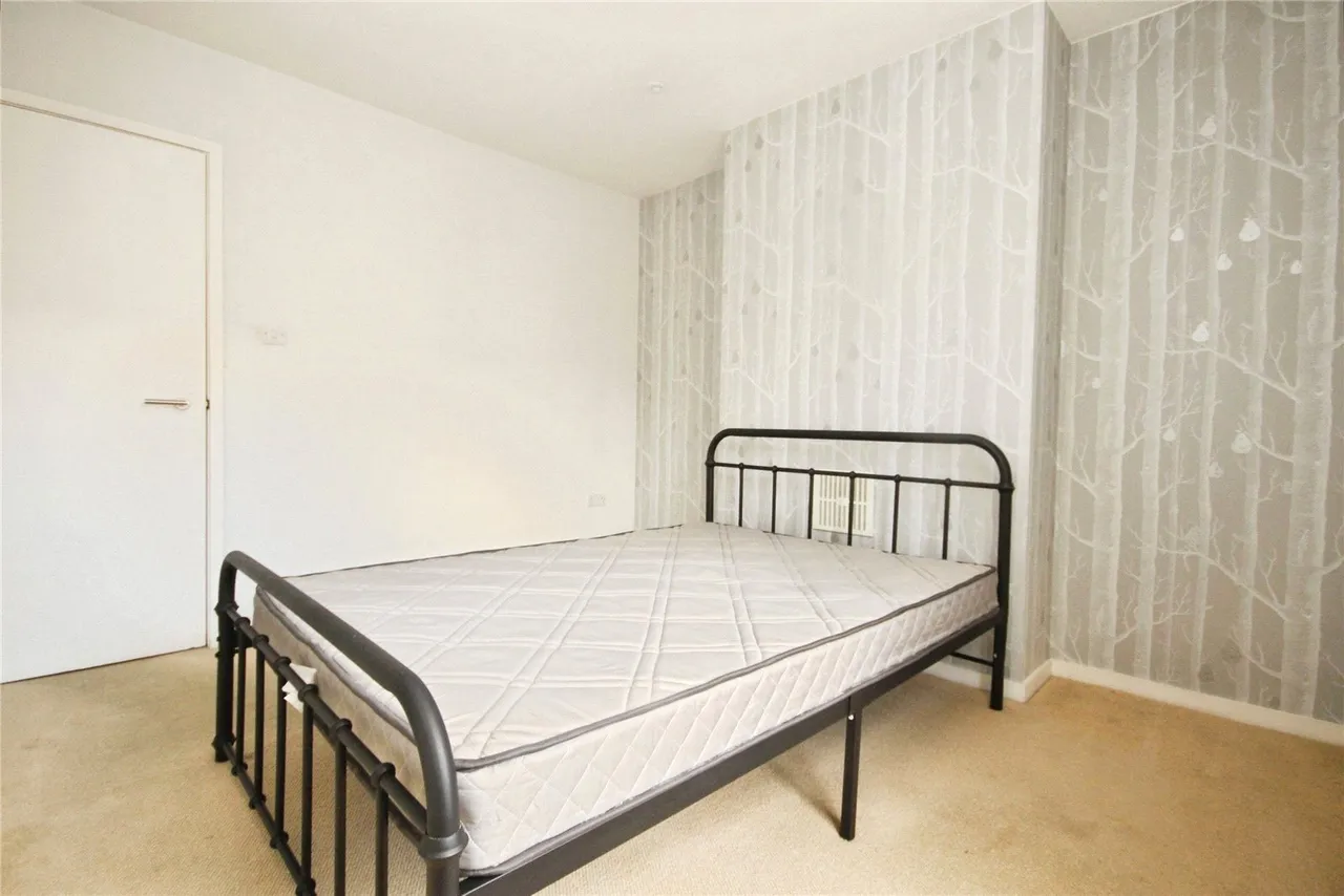 Sunnyhill Road, London, SW16, photo 8