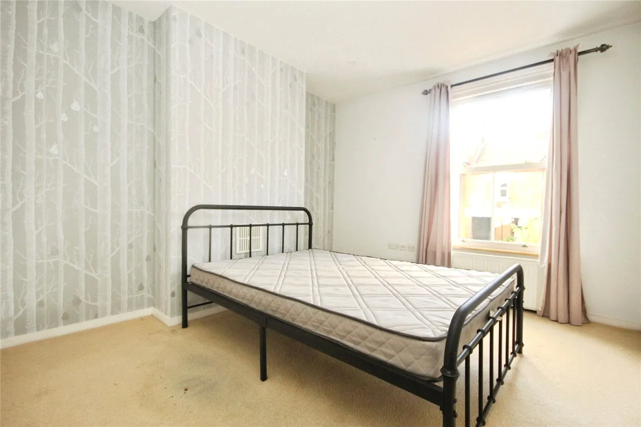 Sunnyhill Road, London, SW16, photo 7