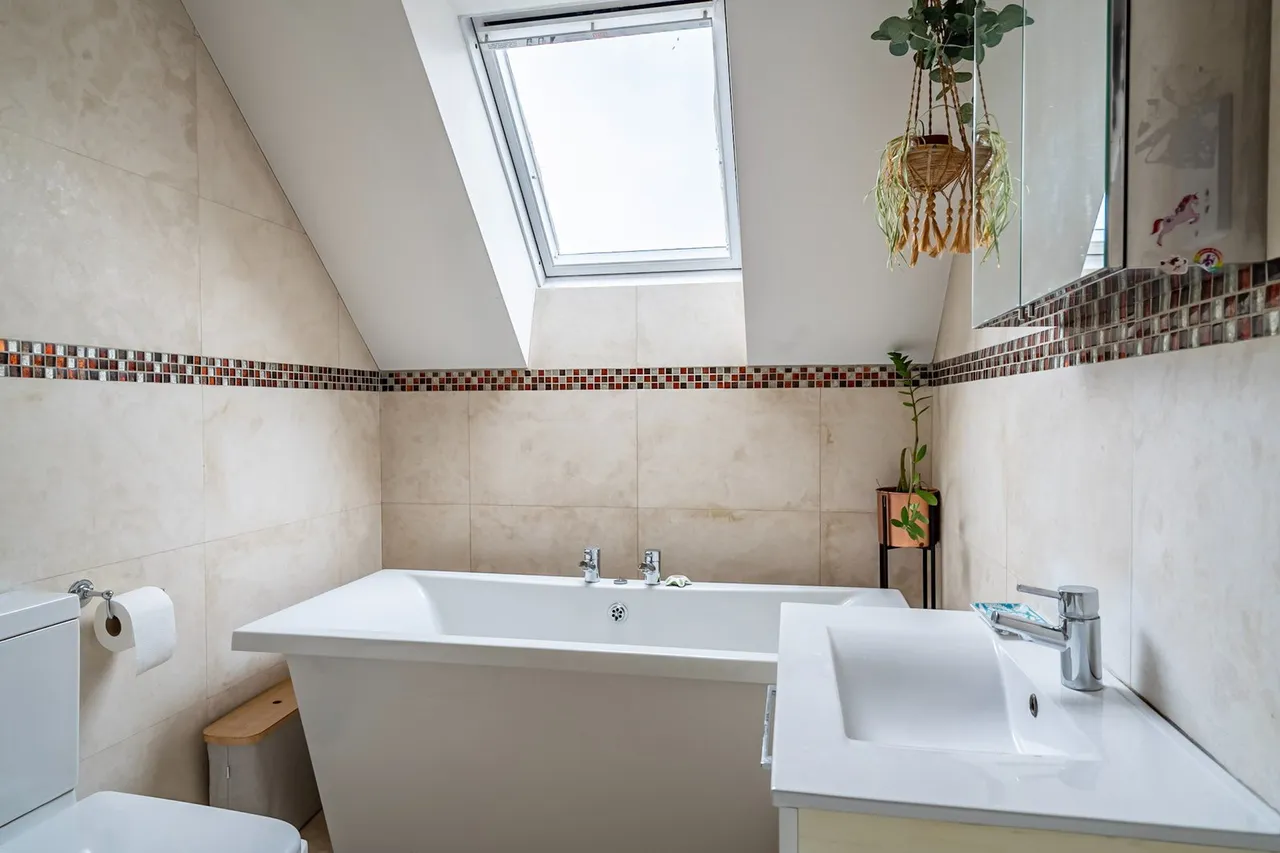 St. Matthews Court, Naburn, YO19, photo 14
