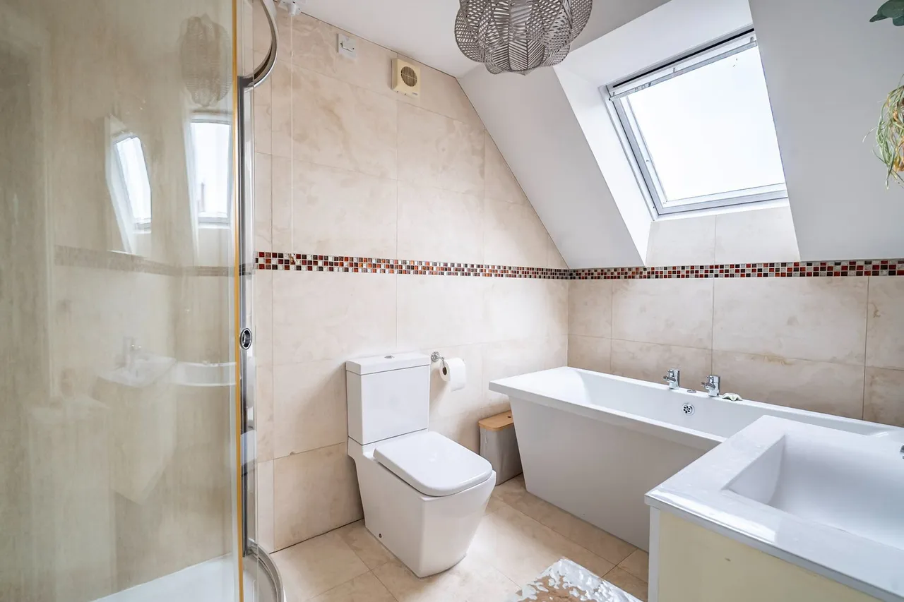 St. Matthews Court, Naburn, YO19, photo 15