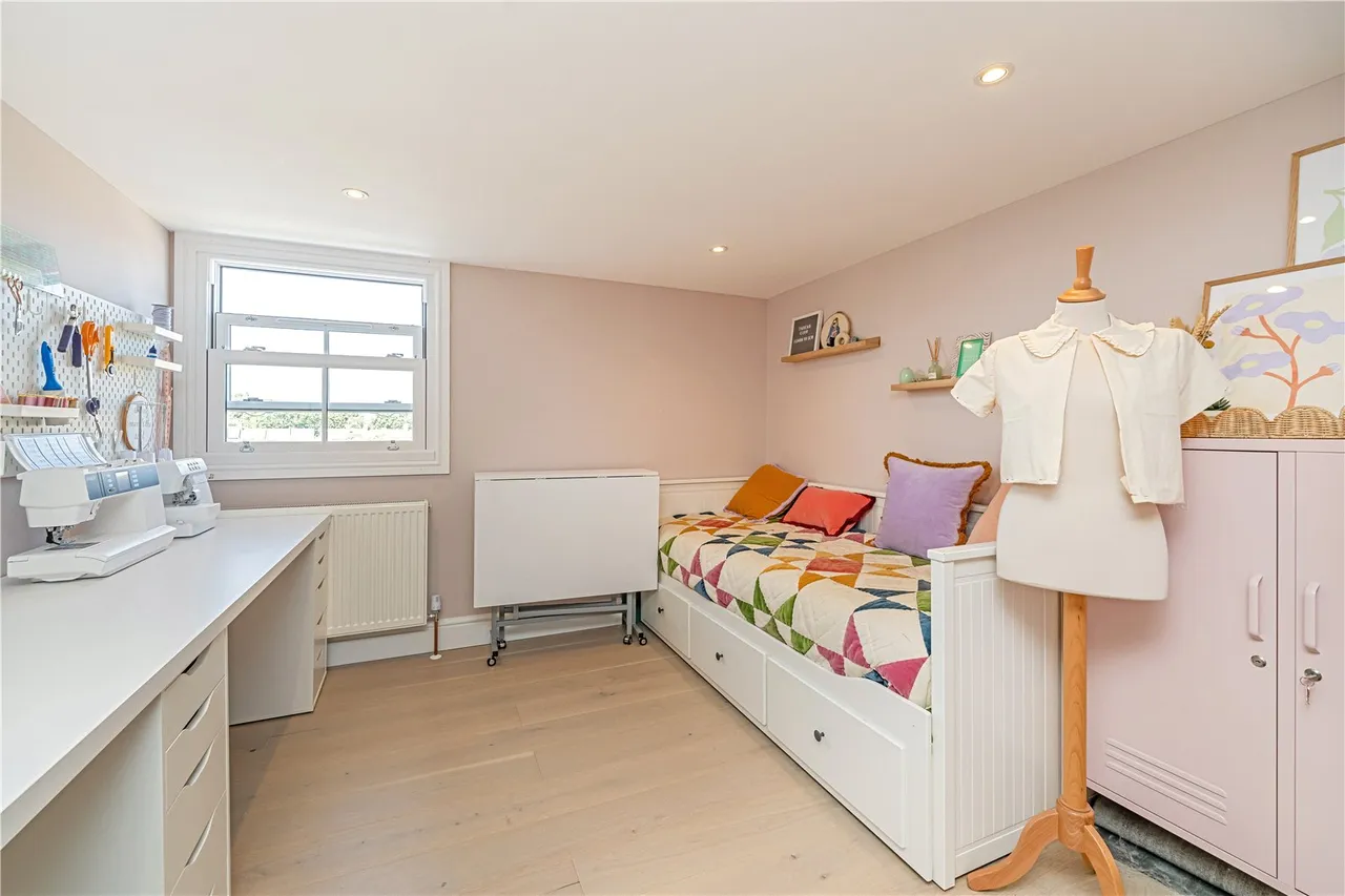 Colne Road, Twickenham, TW2 6QN, photo 8