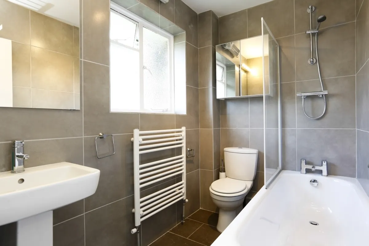 Chester Road, SW19, photo 8