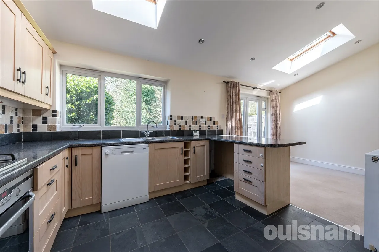 Vicarage Crescent, Redditch, Worcestershire, B97 4RP, photo 3