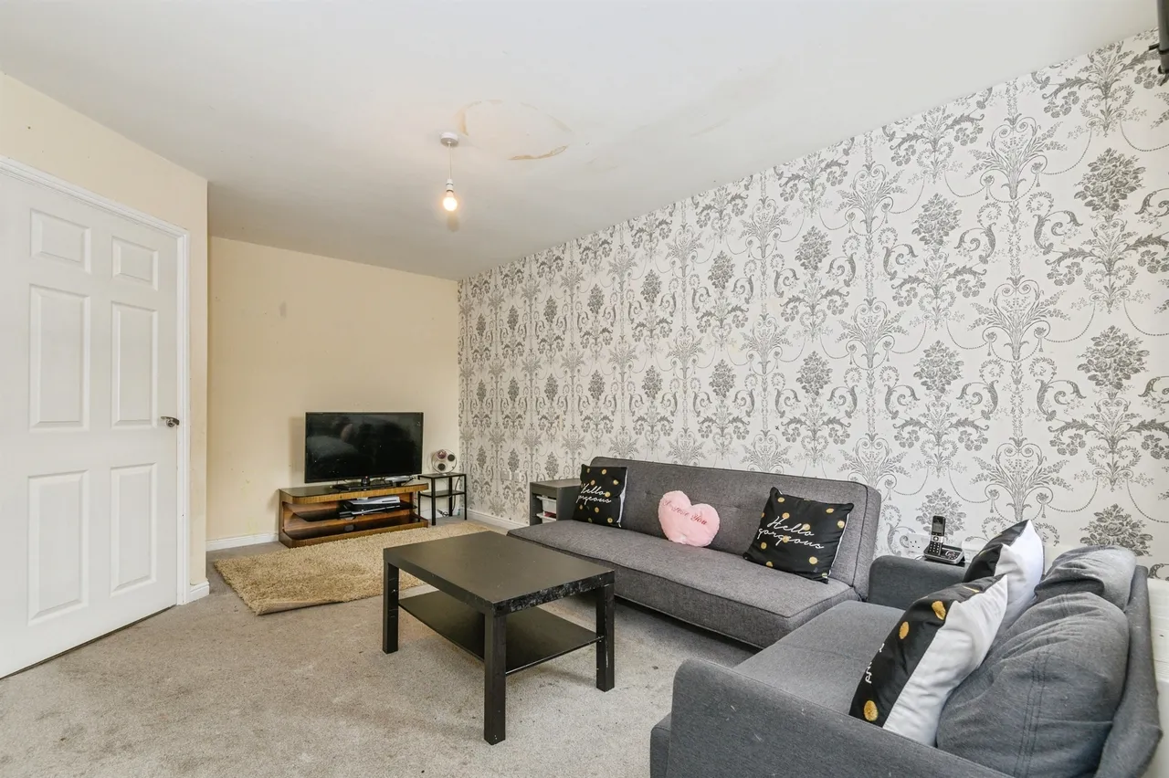 Hops Drive, Birkby, Huddersfield, photo 4