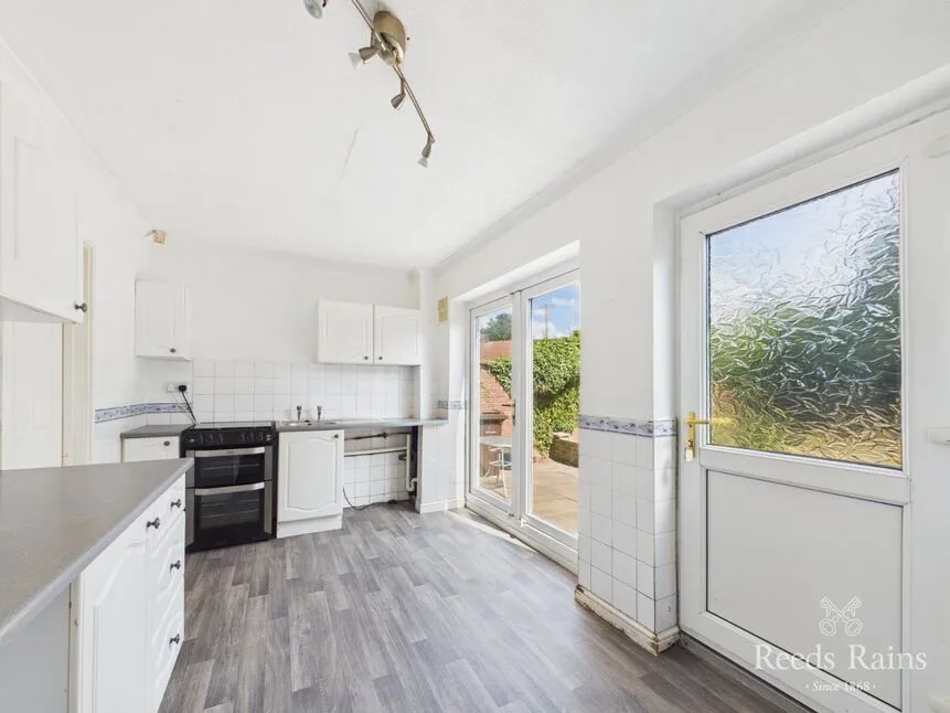 Holcombe Close, Hull, East Yorkshire, HU8, photo 11