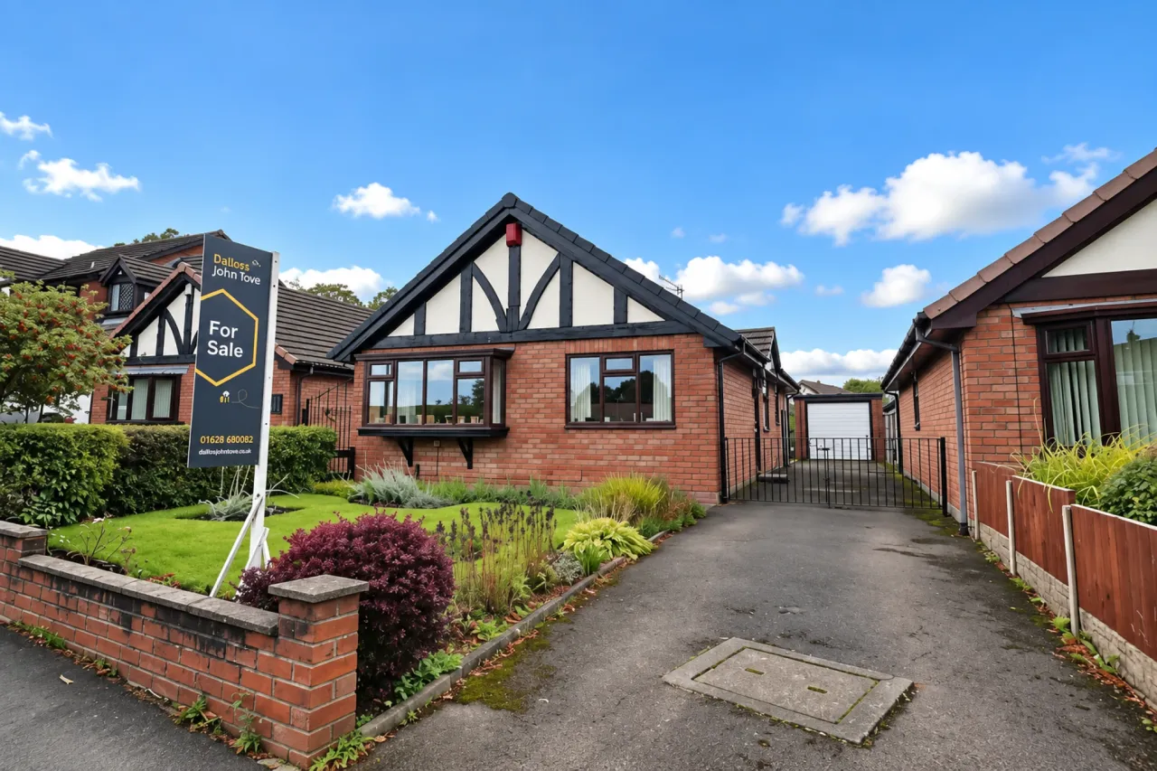 2 bed house for sale, Ruxley Road, Bucknall, ST2