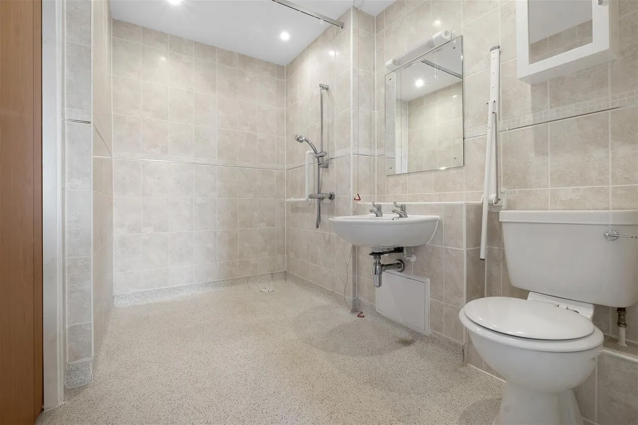 Church Street, Littlehampton, BN17, photo 8