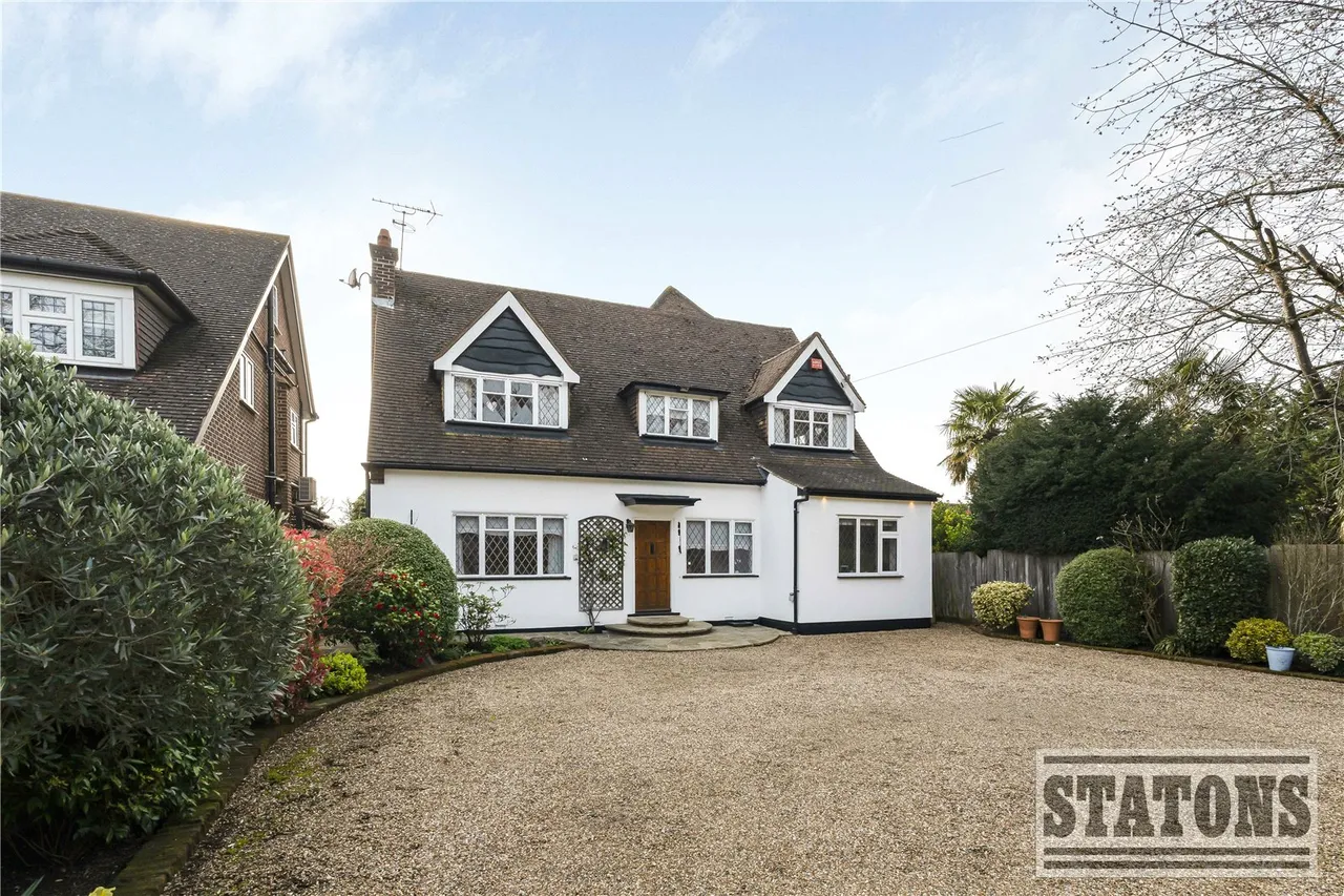 5 bed house for sale — Cockfosters Road, Hadley Wood, EN4 0JT