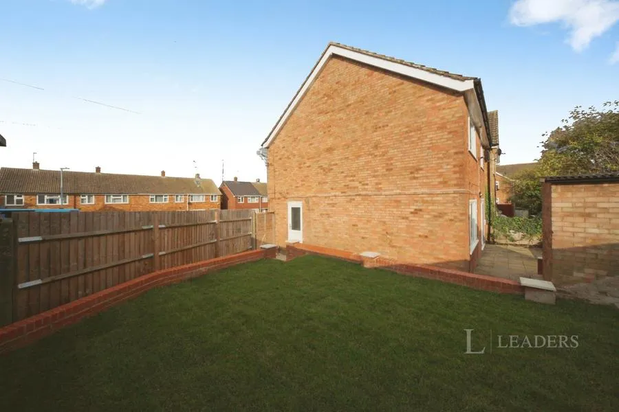 Oatfield Close, Luton, LU4, photo 18