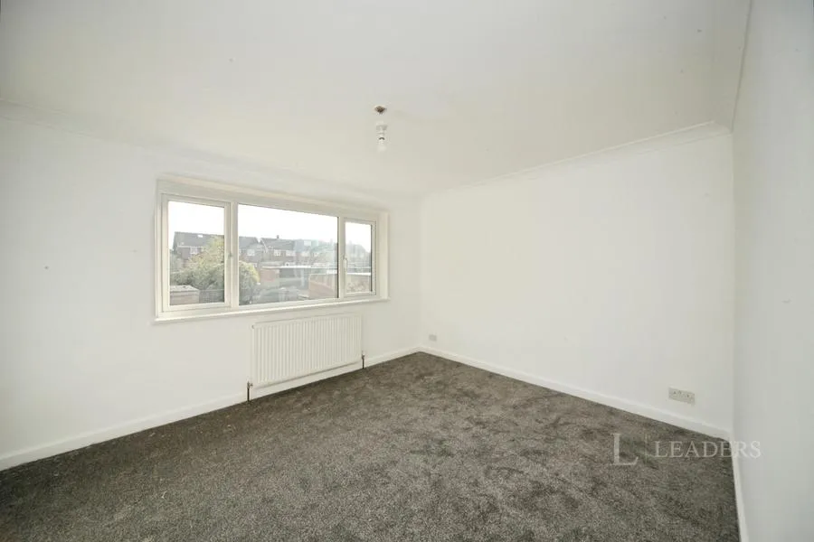 Oatfield Close, Luton, LU4, photo 10
