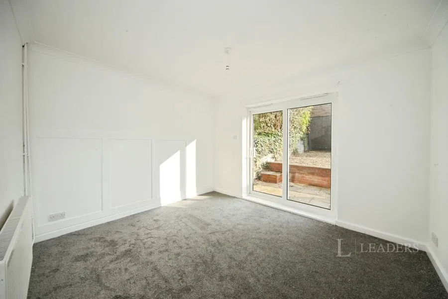 Oatfield Close, Luton, LU4, photo 9
