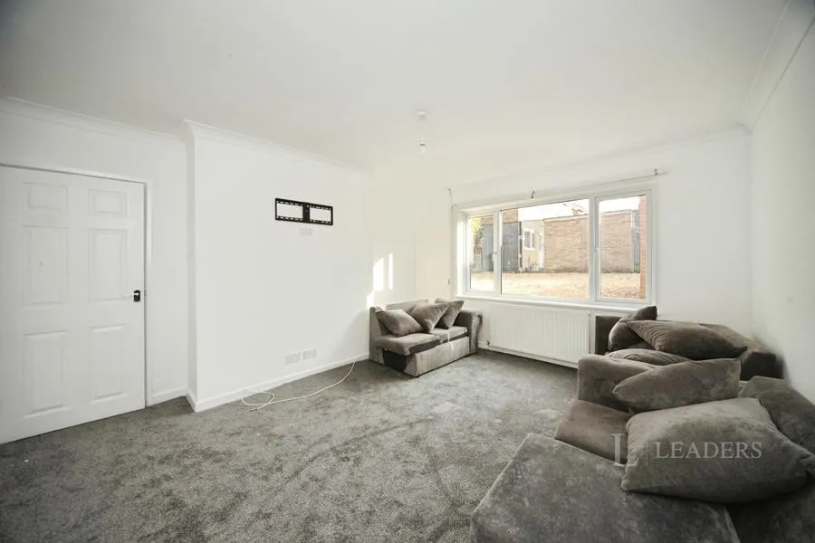 Oatfield Close, Luton, LU4, photo 5