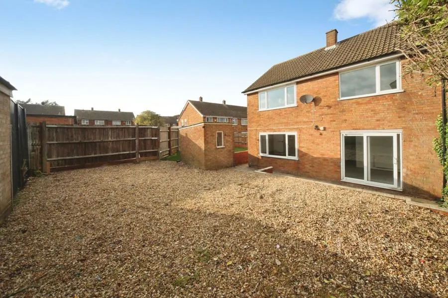 Oatfield Close, Luton, LU4, photo 16