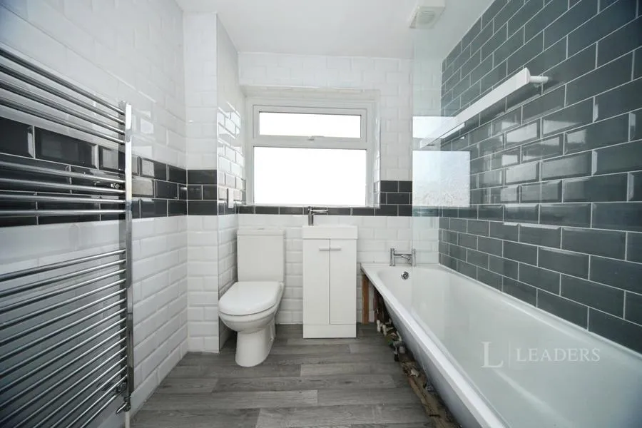 Oatfield Close, Luton, LU4, photo 4