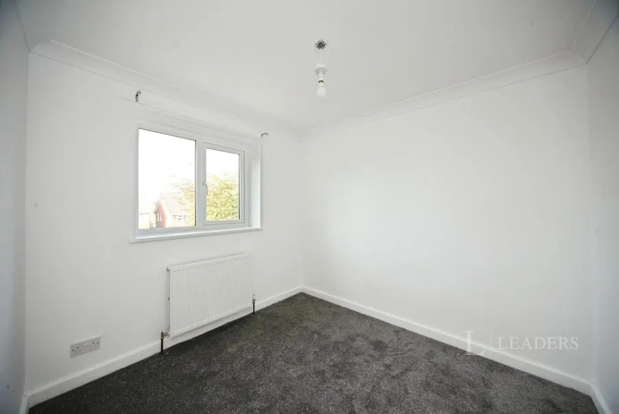 Oatfield Close, Luton, LU4, photo 13