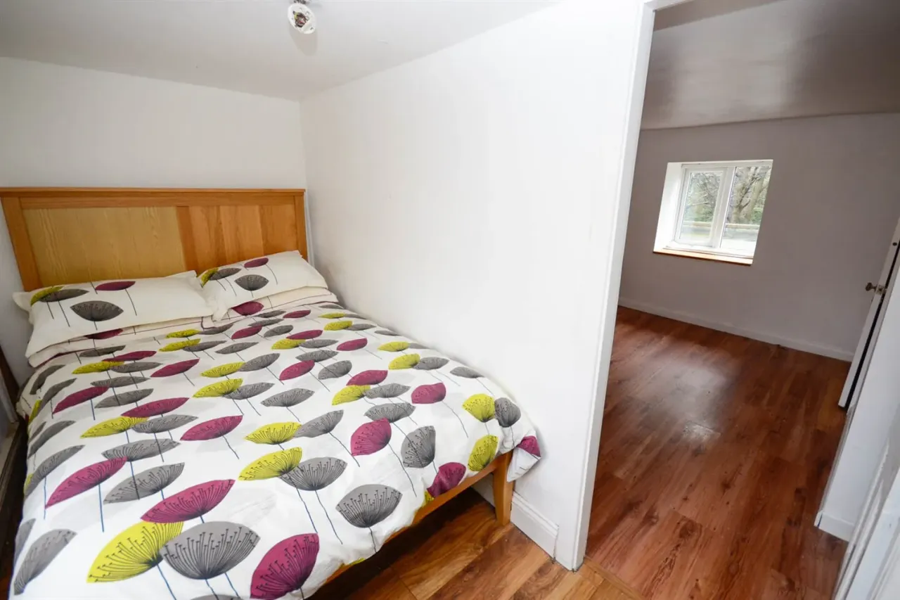 White Cottages, Monkton Village, NE32, photo 12
