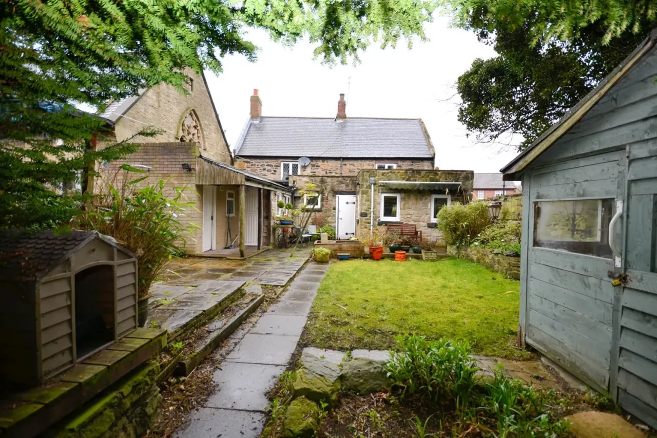 White Cottages, Monkton Village, NE32, photo 14