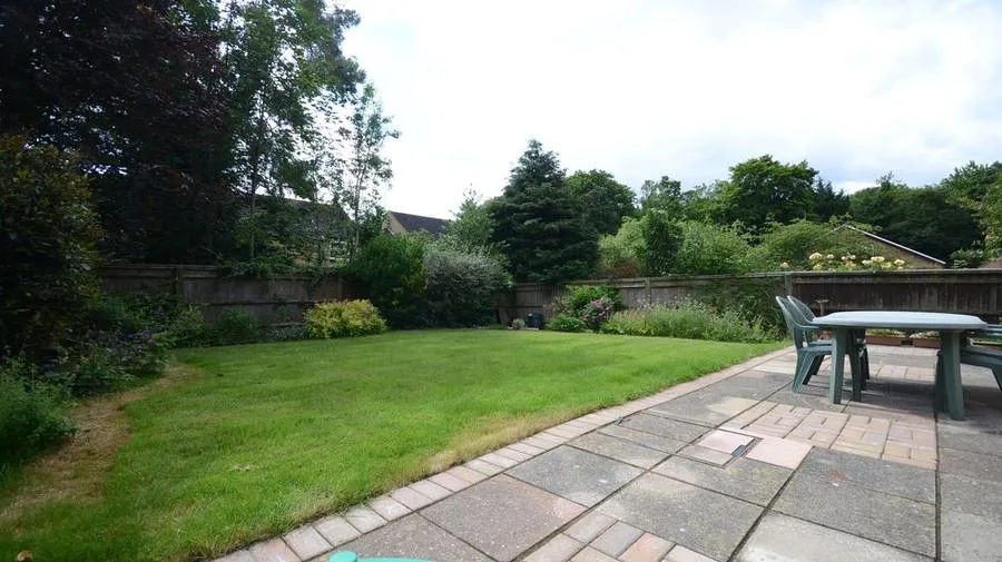 Marshall Close, Purley on Thames, RG8, photo 12