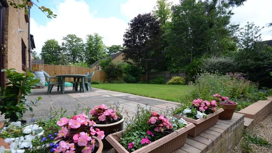 Marshall Close, Purley on Thames, RG8, photo 11