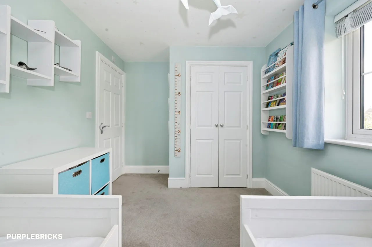 Wisteria Drive, Crawley, RH10, photo 19