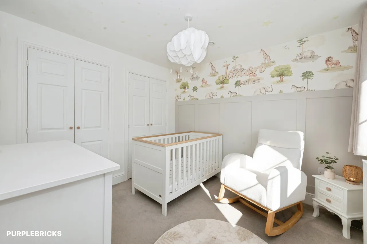 Wisteria Drive, Crawley, RH10, photo 14