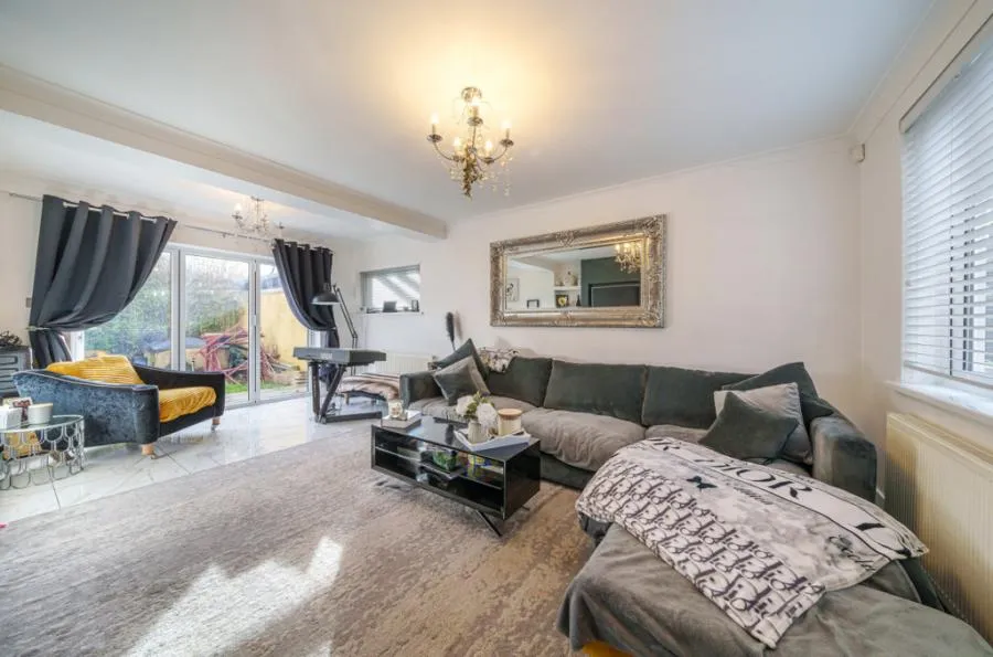 Glebe Road, Old Windsor, SL4, photo 11