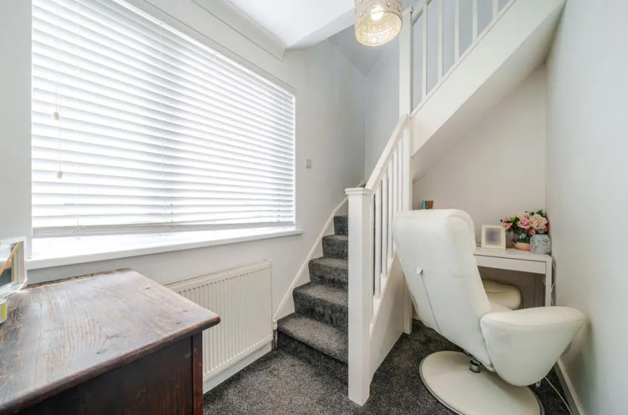 Glebe Road, Old Windsor, SL4, photo 14
