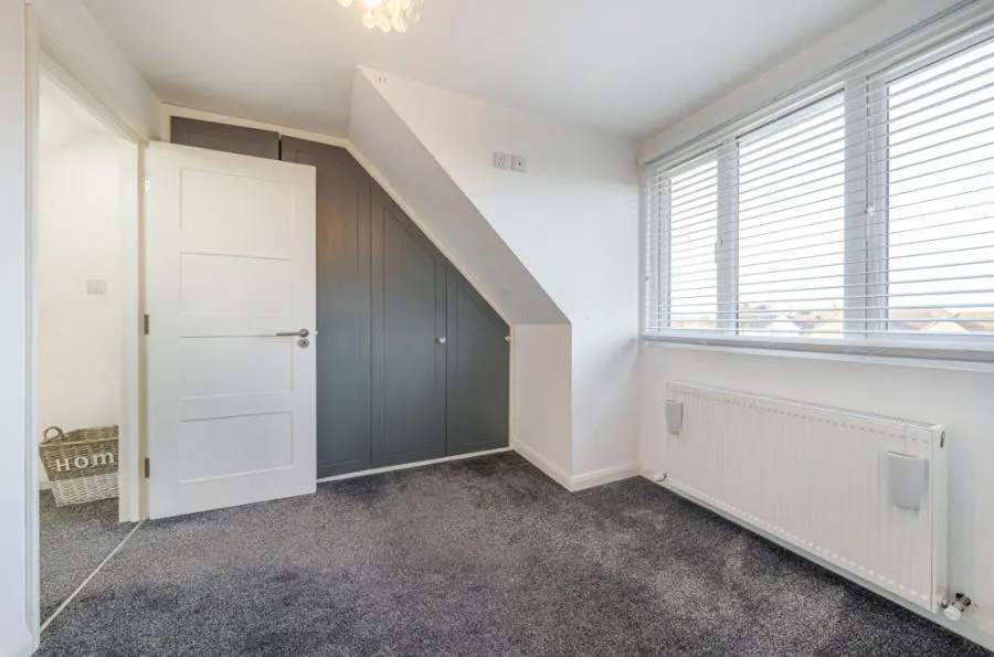 Glebe Road, Old Windsor, SL4, photo 16