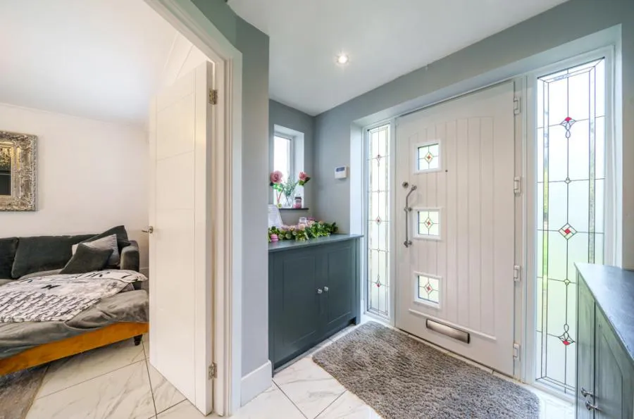Glebe Road, Old Windsor, SL4, photo 12