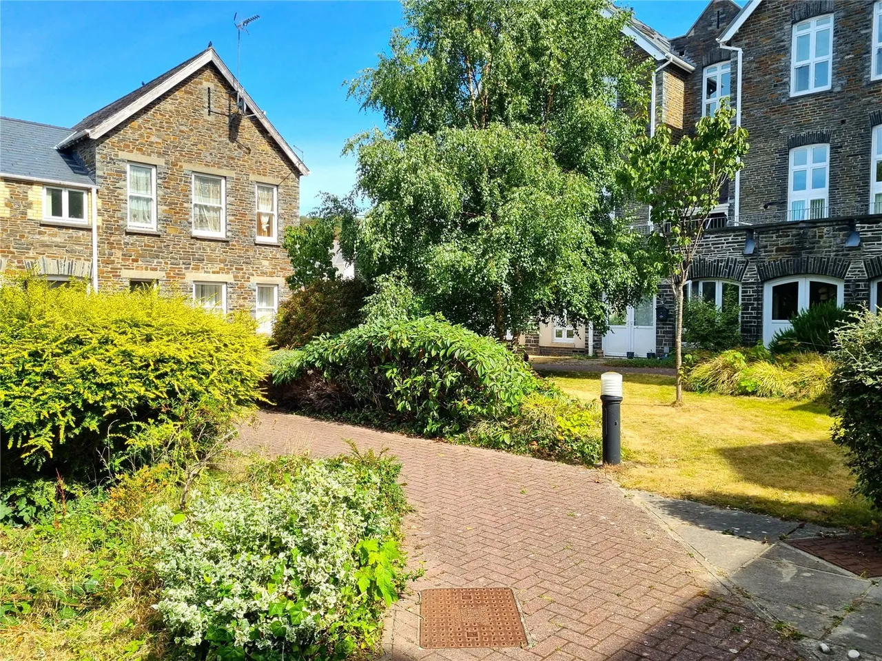 Bryn Ardwyn, Aberystwyth, SY23, photo 4