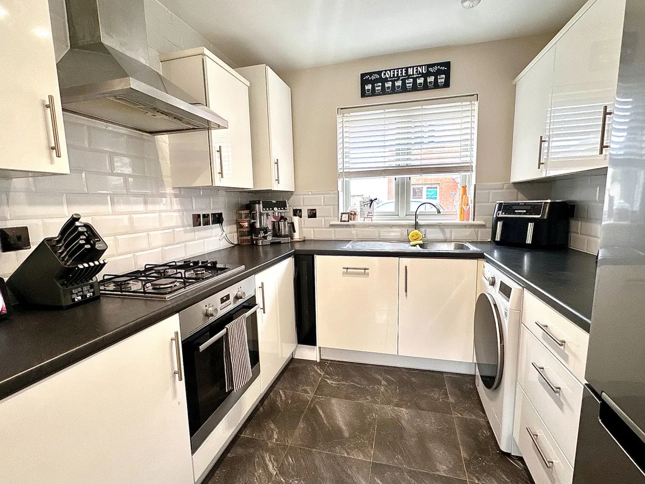 Lon Y Grug, Llandarcy, SA10, photo 8