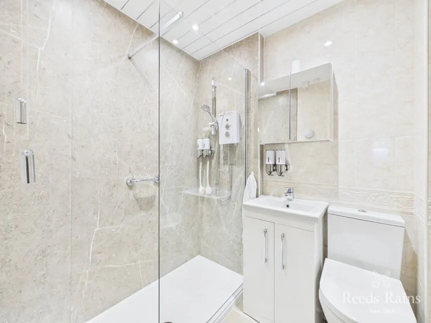 Mariners Court, West Street, Bridlington, YO15, photo 4
