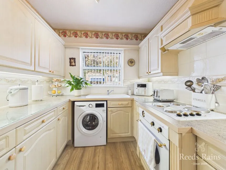 Mariners Court, West Street, Bridlington, YO15, photo 3