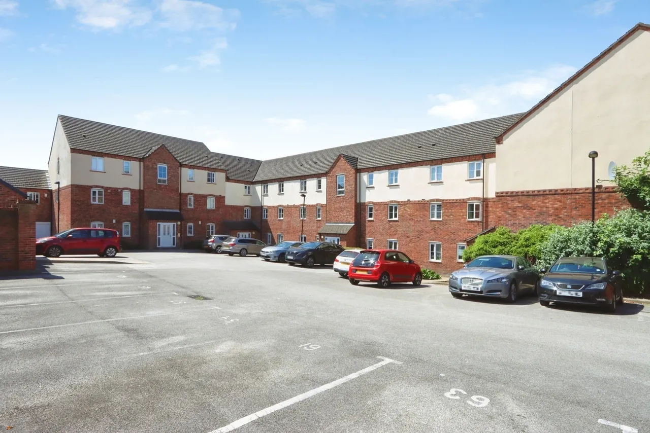 2 bed flat for sale — Queen Mary Rise, Sheffield, South Yorkshire, S2