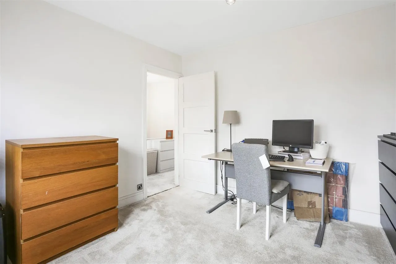 Seymour Road, Carshalton, SM5, photo 23