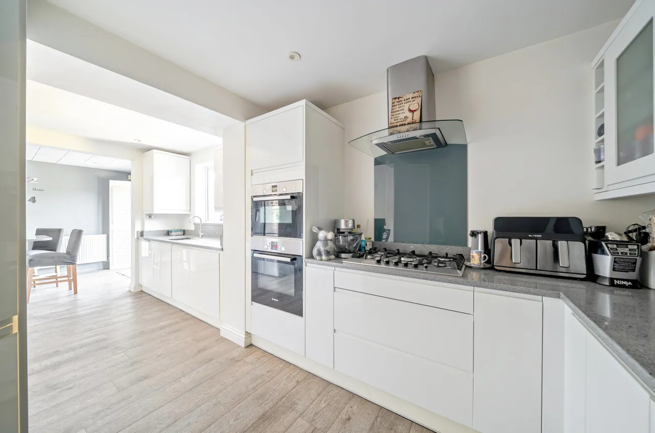 5 bed house for sale, Fern Drive, Havant, PO9