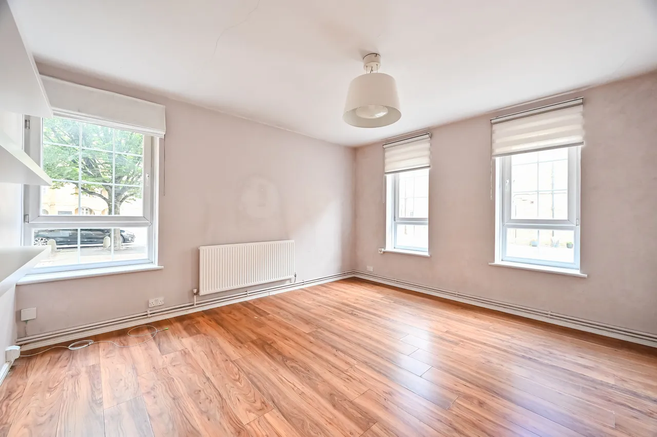 3 Flinders House, Green Bank, London, photo 4