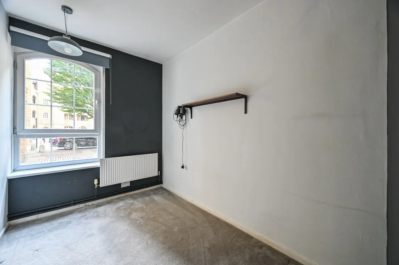 3 Flinders House, Green Bank, London, photo 11