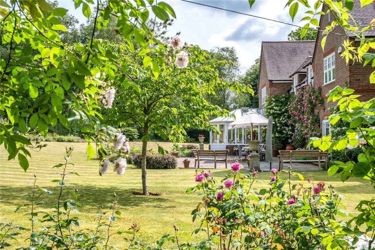 Kings Drive, Midhurst, GU29, photo 16